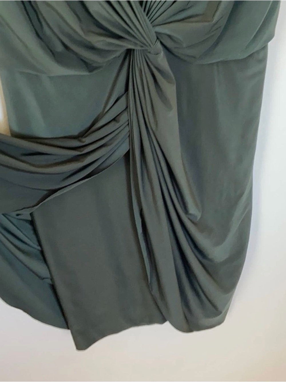 MISA Los Angeles Leza Sleeveless Twist-Front V-Neck Mini Dress in Dark Green Med - Picture 6 of 9